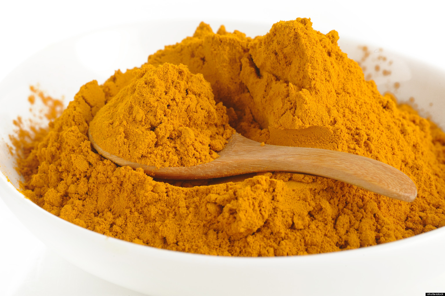 How to make your own turmeric face mask..