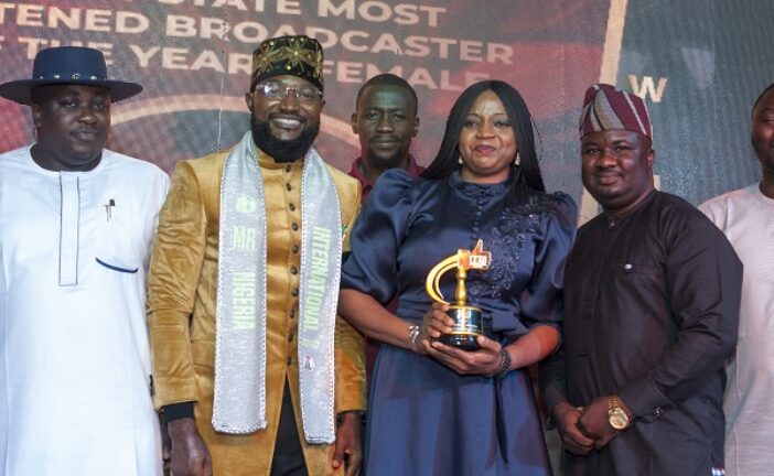 Olympic Bronze Medalist, Adekuoroye, Akeredolu, Titiloye, Dr. Abayomi, Senator Tofowomo, Alapini, Others Bag 2022 Lead Awards [PHOTOS]