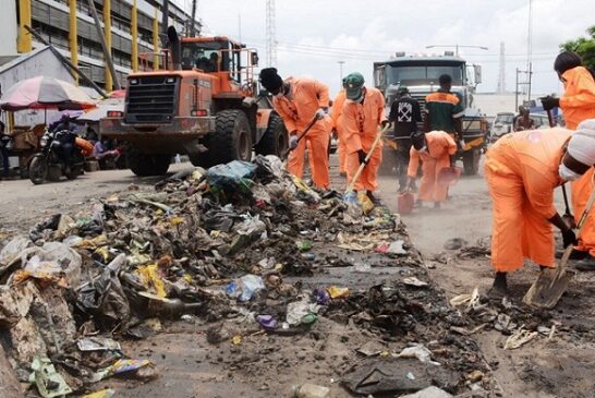 Sanwo-Olu Promises Salary Increase For Street Sweepers