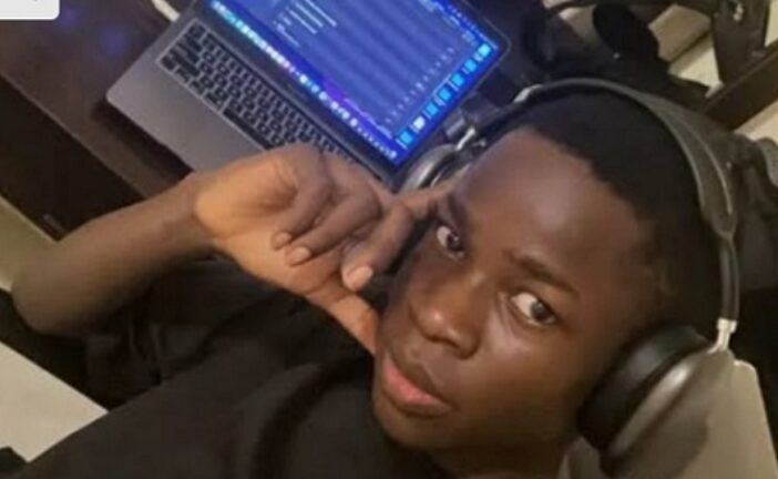 SPECIAL FEATURE: Meet John Oseni, 16-year-old Nigerian Programmer Making Millions From His Programming Skills 