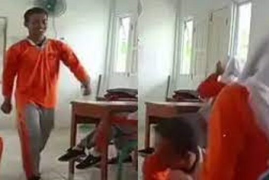 Boy Proposes Girl Student Inside Classroom, Gets Slapped On Face