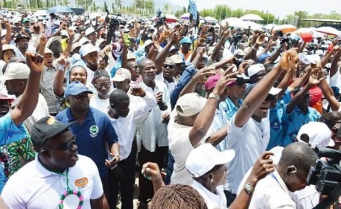 Civil Servants Dismiss Pay Rise Report