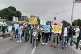 Striking Workers Begin Airport Shutdown Next Week