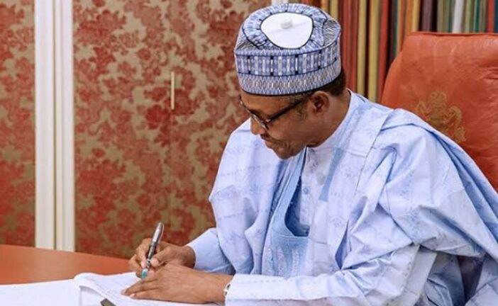 FG Approves 173 Loan Apps, Bars Illegal Online Banks