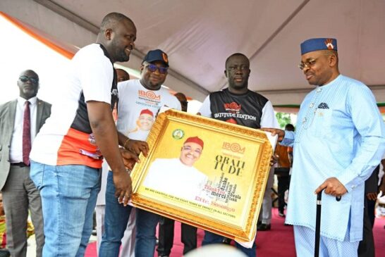 The Governor Of Akwa Ibom State, Mr Udom Emmanuel Has Commended Entertainers In The State For Standing By Him All Through His Time As Governor. 