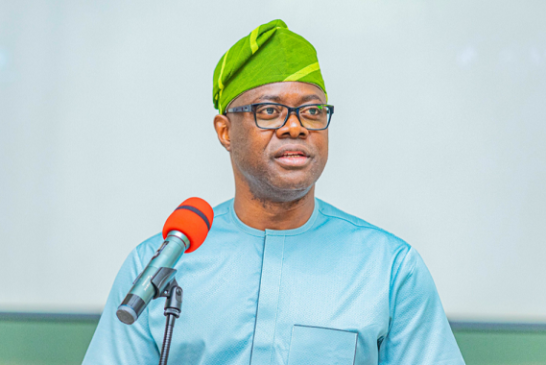 Makinde Sacks Political Appointees, Dissolves Cabinet