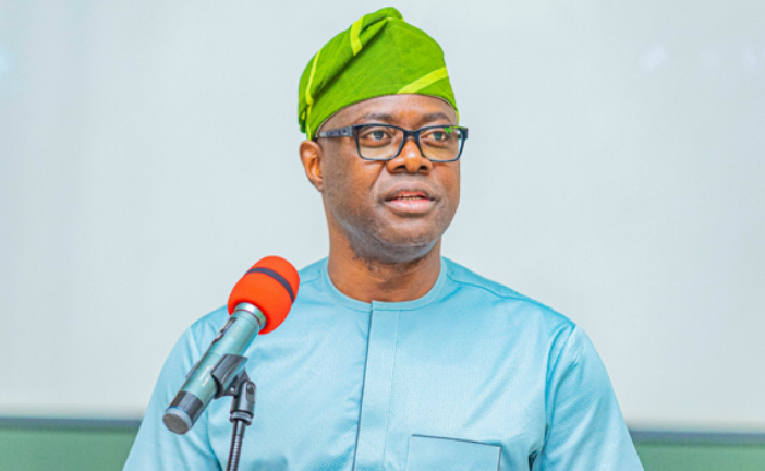 Makinde Sacks Political Appointees, Dissolves Cabinet