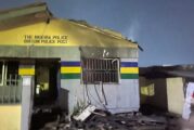 Breaking: Rampaging Youths Set Lagos Police Post Ablaze