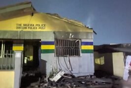Breaking: Rampaging Youths Set Lagos Police Post Ablaze