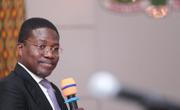 Lagos Bans Commissioners, Others From Bringing Personal Assistants From Outside