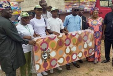 Kwara Govt Presents 500 Mattresses To NYSC
