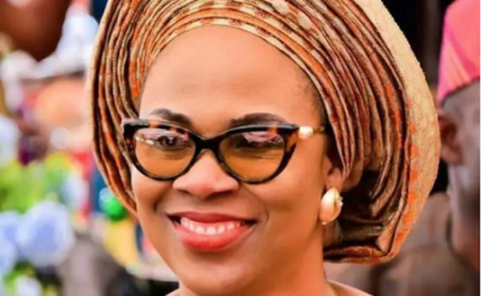 When Ekiti Governor’s Wife Offered Community Service At State Varsity