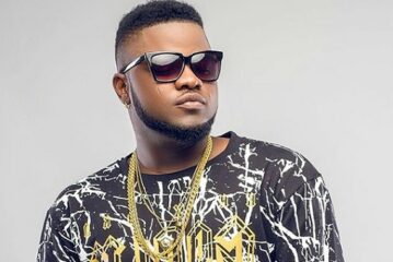 Skales Blows Hot As 'EFCC Officials Raid His House At Night'