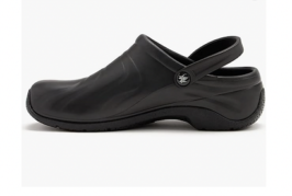 The 8 Best Shoes For Nurses, According To Nurses