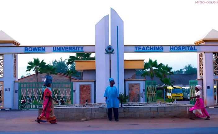 Soun Of Ogbomosoland Presents Medical Equipment To BOWEN Teaching Hospital