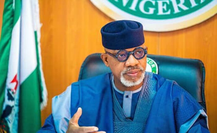 Ogun Approves Appointment Of 1,000 Intern Teachers