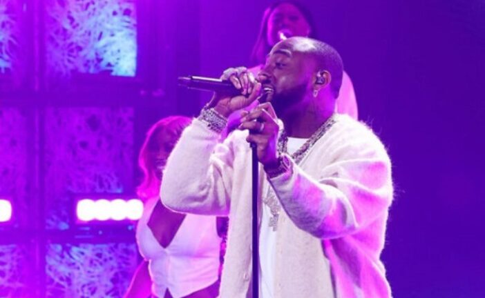 Davido Takes Stage On ‘The Jennifer Hudson Show’