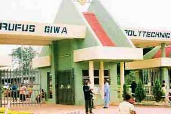 Rufus Giwa Polytechnic Non-Teaching Staff Protest Over 11 Months Unpaid Salaries