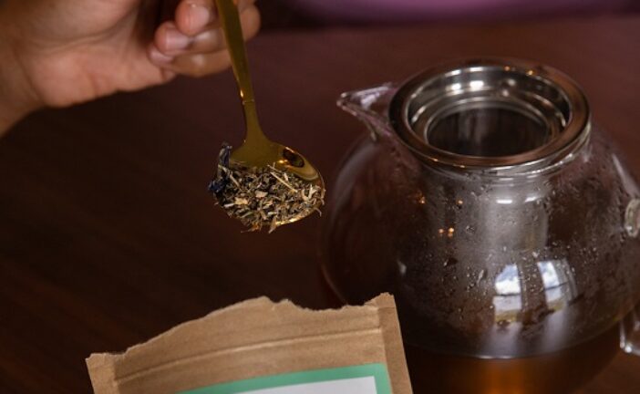 Does Tea Work As A Hair Growth Home Remedy?
