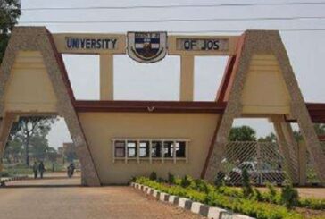 UNIJOS Students Protest Water Scarcity, Blackout