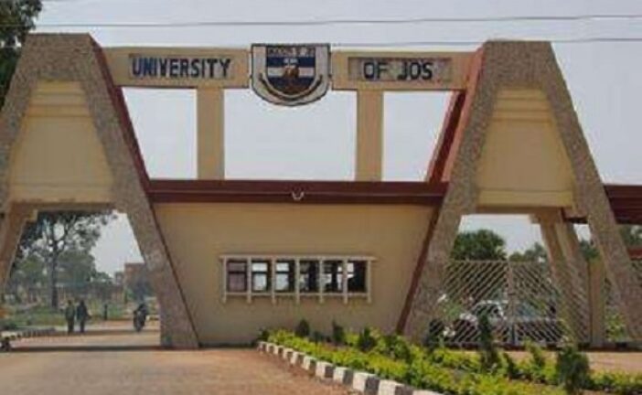 UNIJOS Students Protest Water Scarcity, Blackout