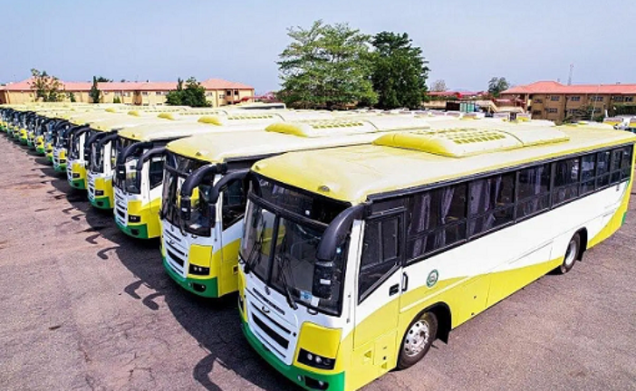 Fed Govt Set To Roll Out CNG-Powered Vehicles
