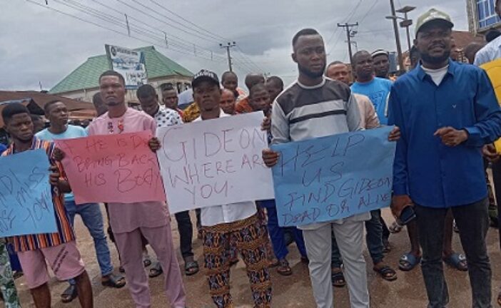 Students March Over Kidnap Of Colleague In Ondo