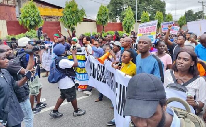 JUST IN: Protesters Arrive Gani Fawehinmi’s Park In Trickles