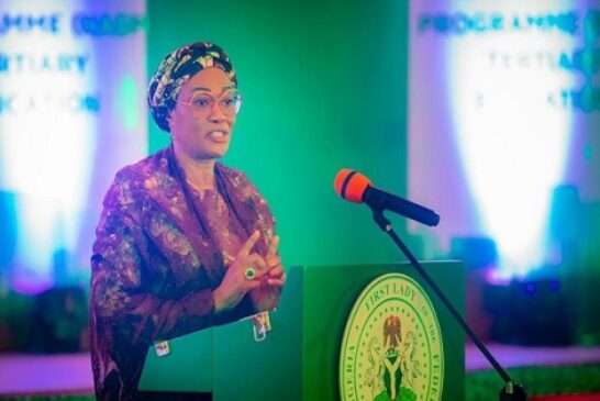 First Lady Unveils 200 Scholarship Recipients