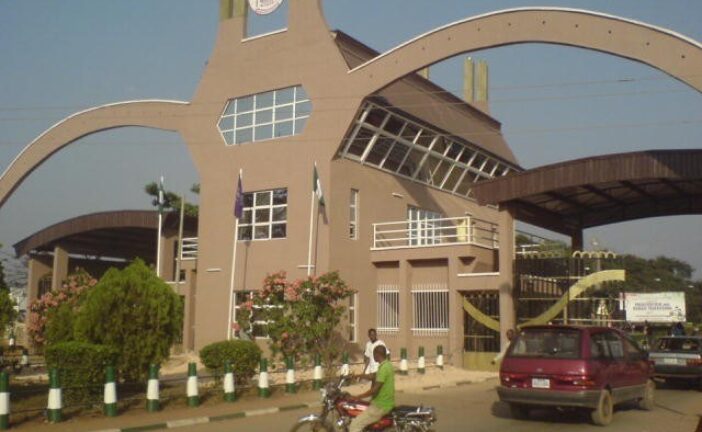 UNIBEN Students Trapped In Benin Building Collapse