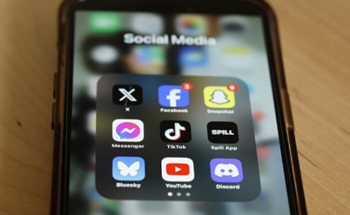 Australia Moves To Ban Children Under 16 From Social Media