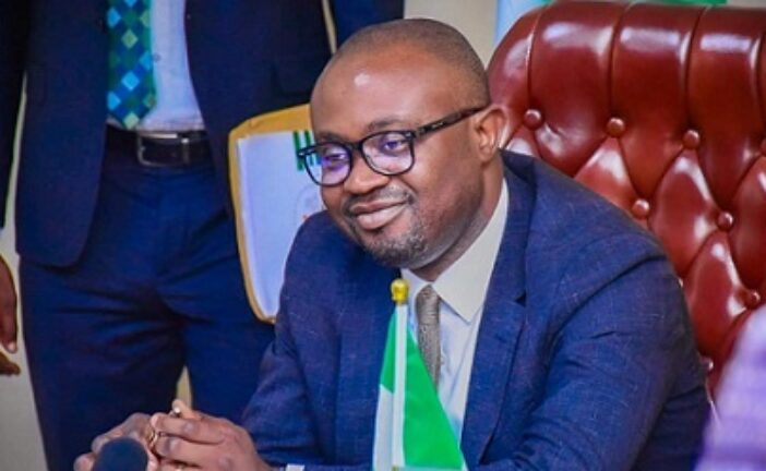 FG Declares 3 Days Nationwide Holiday As Nigerians Celebrate Christmas