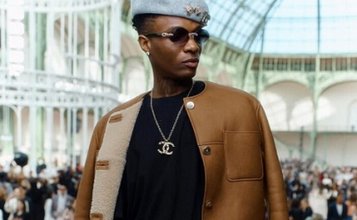 Wizkid Loses Phone At Lagos Concert, Offers N5m For Its Return