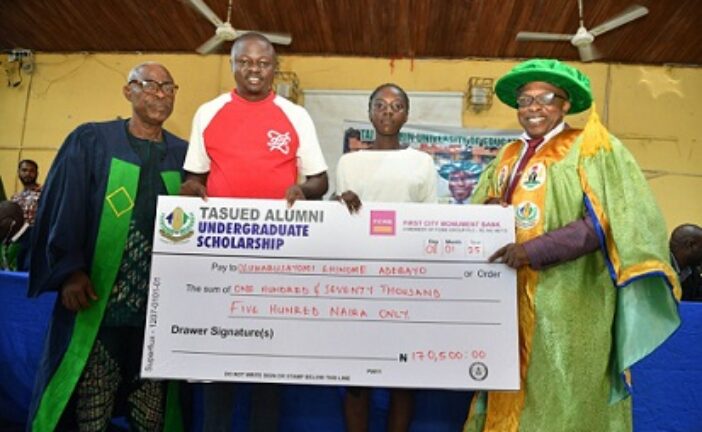 TASUED Alumni Award Scholarships To Six Undergraduates