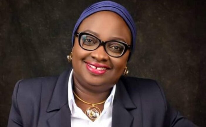 Protesting Students Attack Ogun Deputy Gov’s Convoy