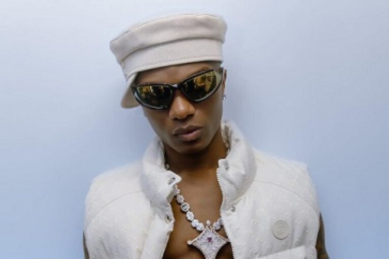 Wizkid Causes Stirs As He Deletes All Posts On Instagram