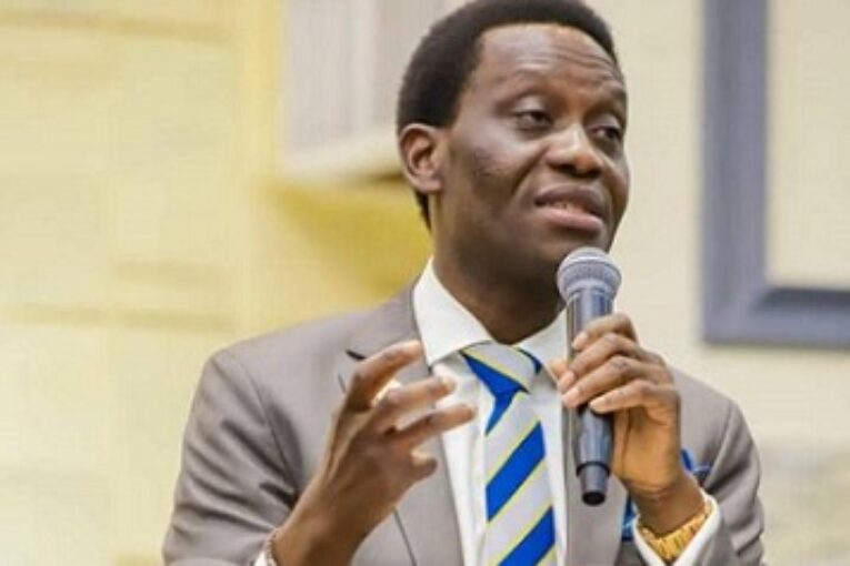 Dare Adeboye Foundation Awards Scholarships To 300