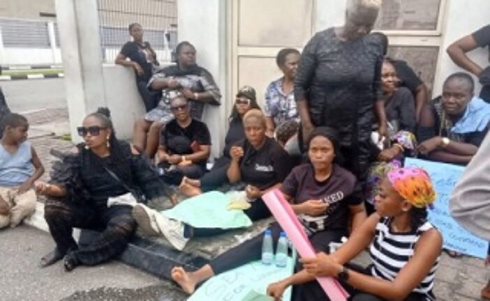 Rivers Women Protest Kidnapping Of Eight WAEC Students
