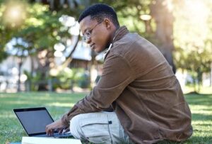 How Students Are Using Chatgpt And AI Tools To Make Money On Campus