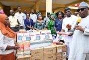 Oyo Govt Distributes 18,000 Tablets To Public School Teachers