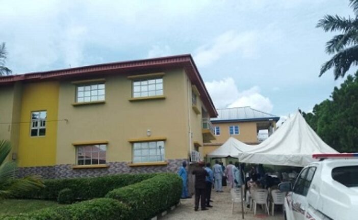 Jubilation As Emeritus Prof Dare Donates Building To Kogi Varsity