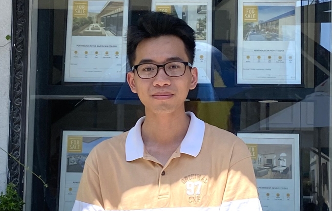 Vietnamese student lands jobs at Google, Amazon after 2 years of self-study