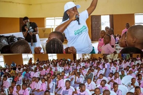 FG Supports Ondo, Ekiti Pupils With Learning Materials