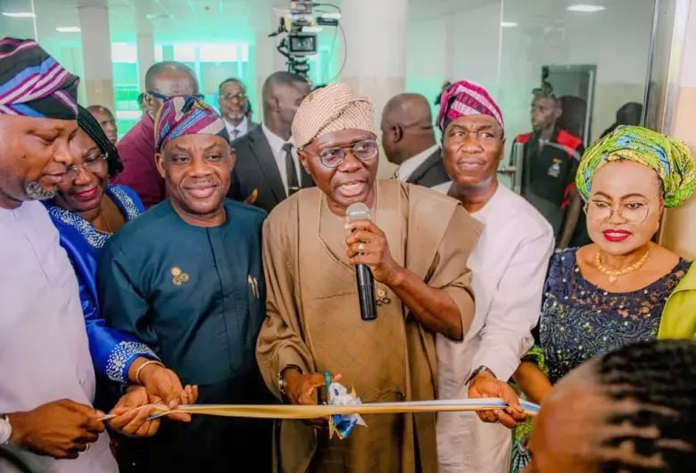 Sanwo-Olu Unveils LASU Library Complex