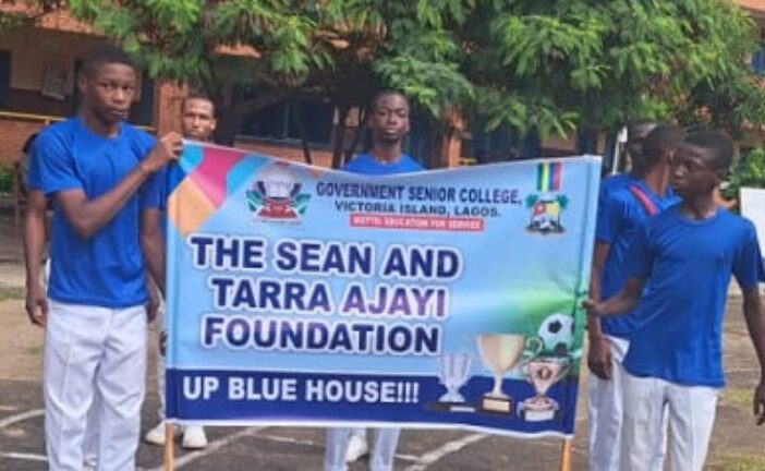 Foundation Awards Scholarships To Lagos Students