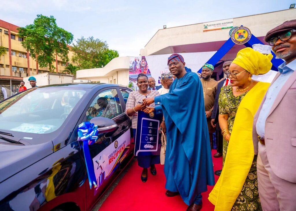Gov. Sanwo-Olu rewards 177 Lagos Workers with Five Cars, N165.5m