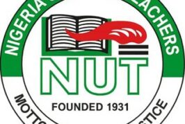 12 Outstanding Teachers Get N355m Cash Award