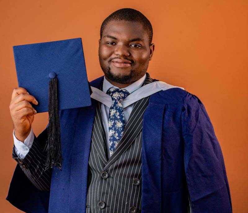 Meet 25-year-old Emmanuel Oyelami with 9 A1s in WAEC, First Class UI Law, First Class Law School