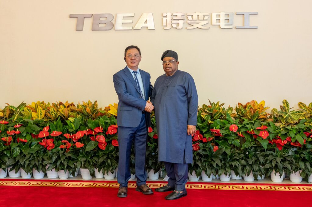 Minister of Power Secures Commitment for Establishment of Industrial Park